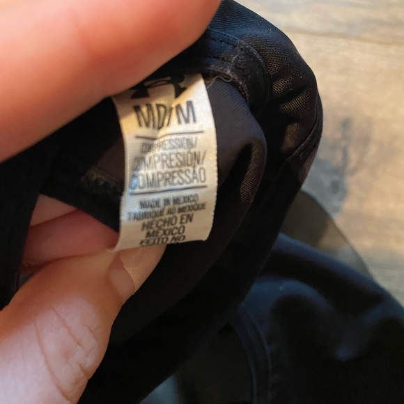 Under Armour Sports Bra - Picture 4 of 5